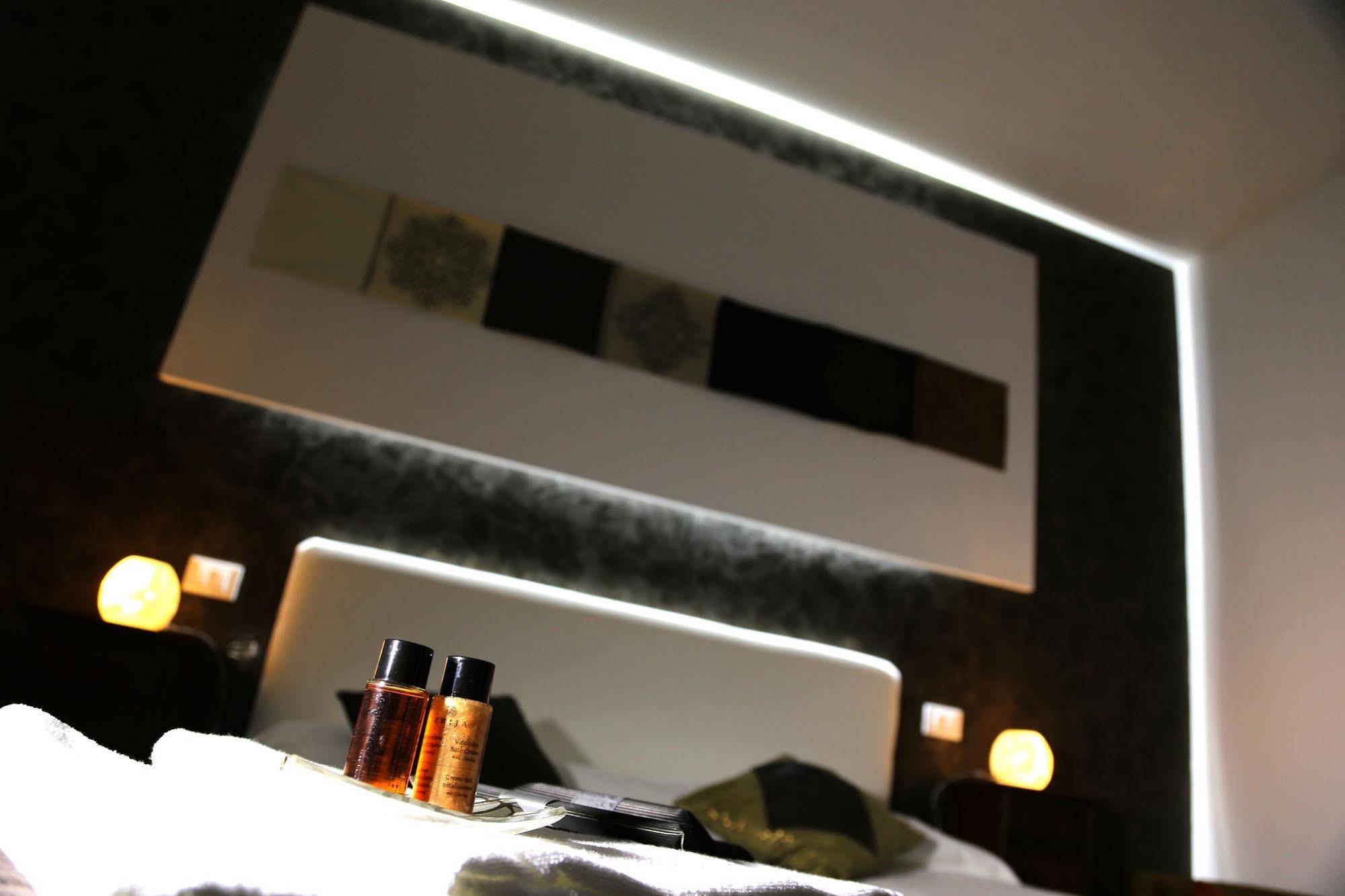 Caroline Rooms Rome Roma Exterior foto